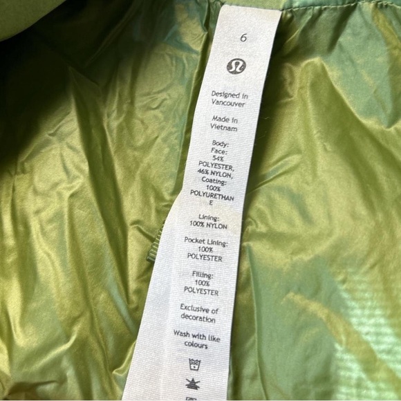 Green Lululemon Quarter Zip Puffer - Picture 5 of 6
